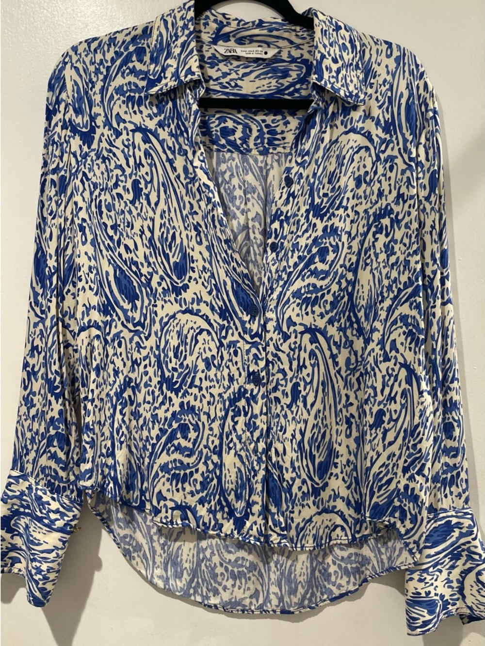 Zara White and Blue Paisley-Print Button Down Shirt